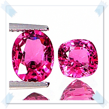 พลอย Pink Tourmaline Untreat สีชมพูหวานมากๆค่ะ สีสวย สีเหมือนกัน น้ำหนักรวม 3.41 กะรัต รูปสี่เหลี่ยมจอทีวี และรูปไข่ เนื้อสะอาดไม่มีตำหนิ
