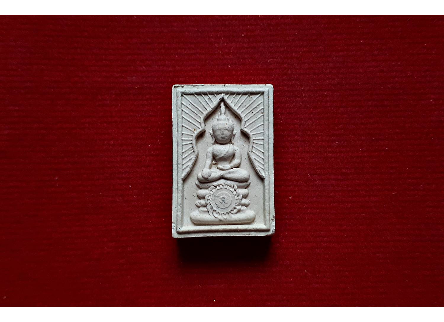 พระแหวกม่าน นักธรรม เนื้อผง (ปลุกเสกนาน 3ปี) (พุทธคุณ เรียนดี ปัญญาเด่น หนุนดวง ปัดเป่าอุปสรรค) #รับประกันแท้ - พระอาจารย์สุริยัณ วัดป่าฉัพพรรณรังสี จ.ชัยภูมิ