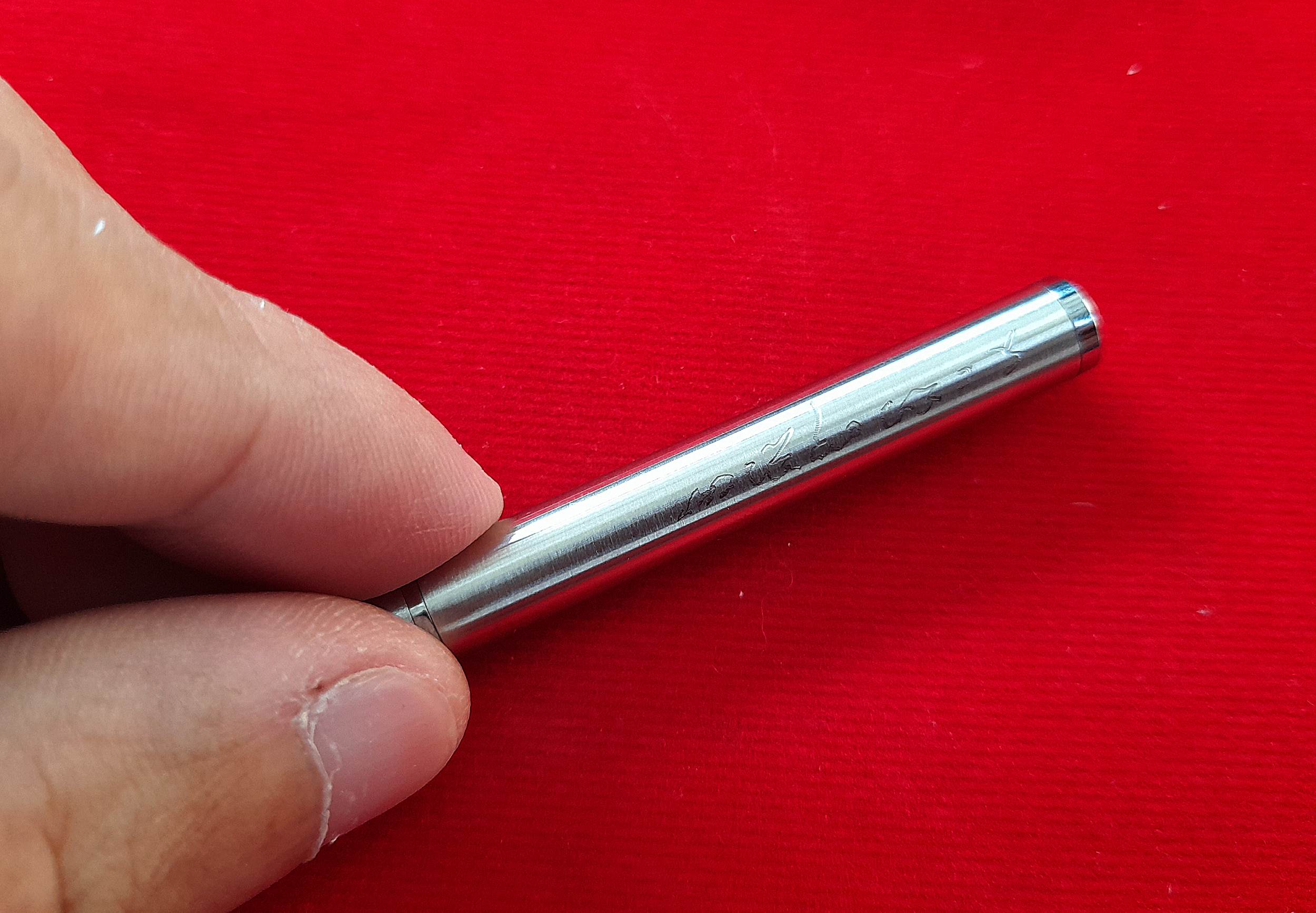 ปากกา (อิทธิคุณ ขีดเขียนเซ็น อะไรก็ง่ายดาย สะดวกสบาย ผ่านตลอด ทั้งยังป้องกันภัย) ปี2565 #รับประกันแท้ - พระอาจารย์มานิตย์ วัดเงิน บางพรหม