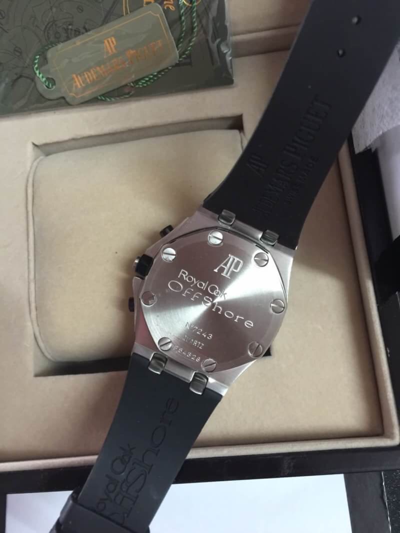 นาฬิกา Audemars Piguet Royal Oak Offshore Chrono เกรด Mirror สีเงิน กรอบสีดำ สายยางสีดำ หน้าปัดสีดำ ดีไซร์สปอตสวยสุดๆ