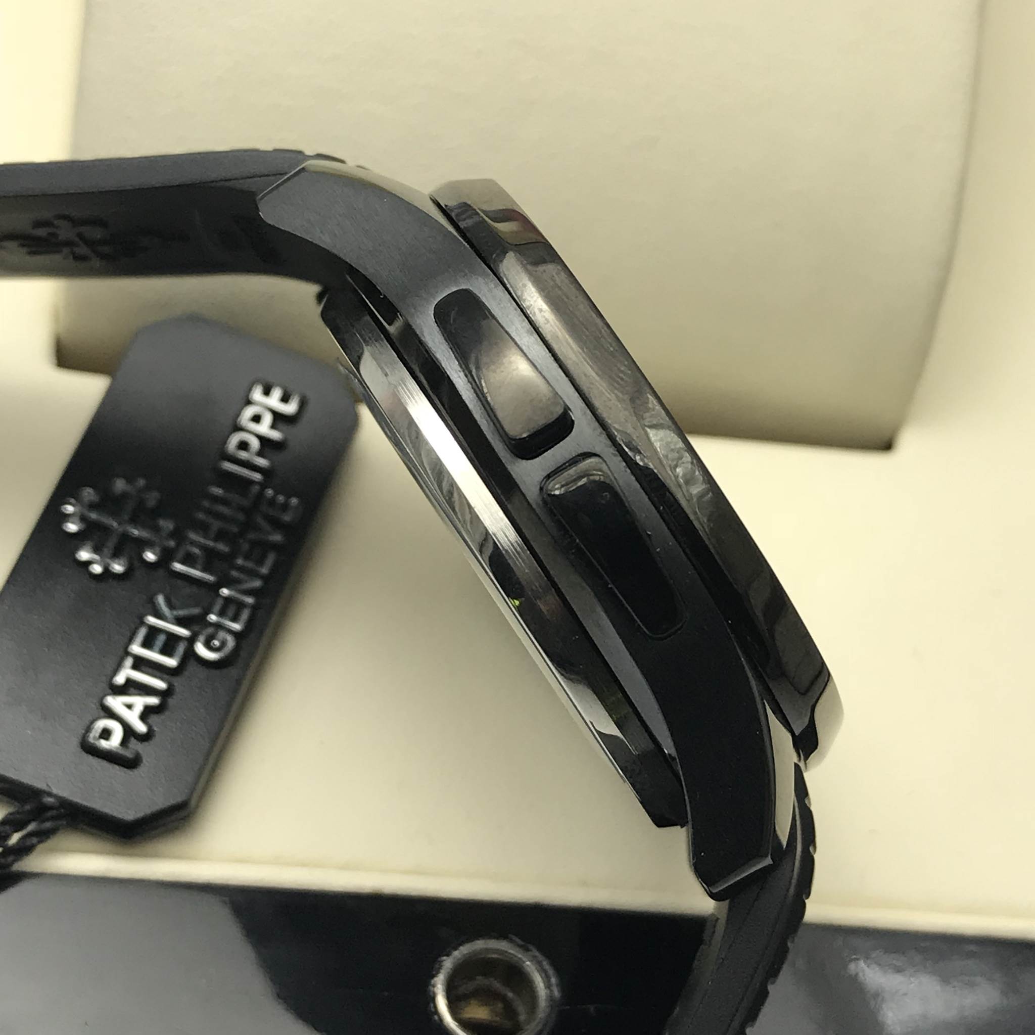 นาฬิกา Patek Philippe Aquanaut Travel Time Reference 5164R เซรามิกดำ Mirror Swiss