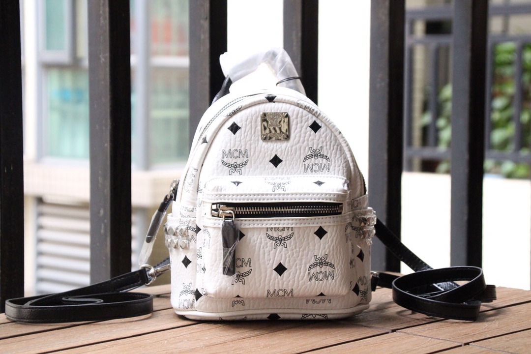 กระเป๋าเป้ mcm x mini backpack 17x21 cm