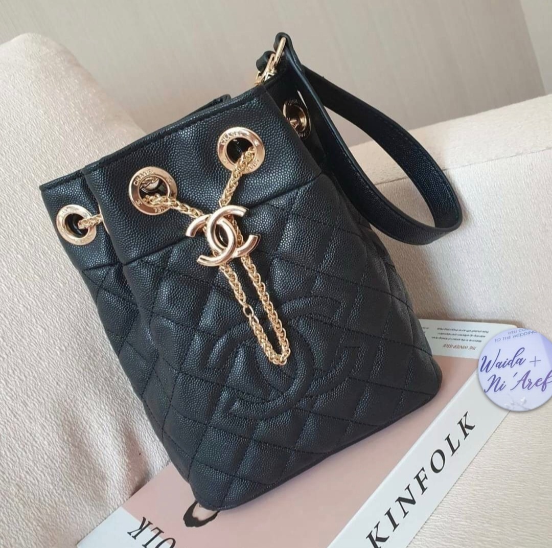 Chanel Drawstring Bucket Bag (แอดไลน์ก่อนสั่งซื้อ)