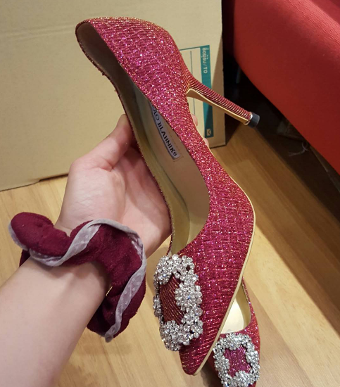 พร้อมส่ง รองเท้า mb ยอดฮิต ใส่ออกงาน งานแต่ง แบบดาราเซเลบทุกคนต้องมี สอบถามไซส์ได้ค่ะสต็อคของเปลี่ยนตลอด