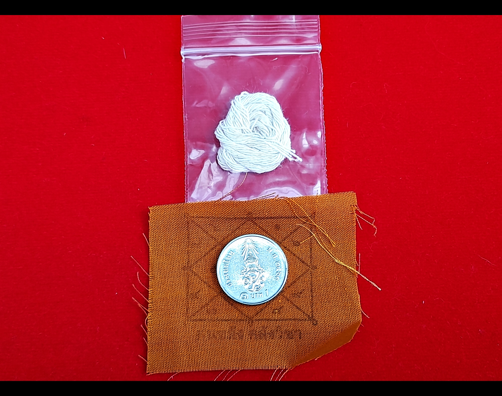 ผ้ายันต์จีวร หลวงปู่เดินหน อิเกสาโร(หลวงปู่เทพโลกอุดร) ยันต์ตรีนิสิงเห ปี2563 (แถมสายสิญจน์หลวงปู่เดินหน) #รับประกันแท้ - จัดสร้างโดยคนขลังคลังวิชา