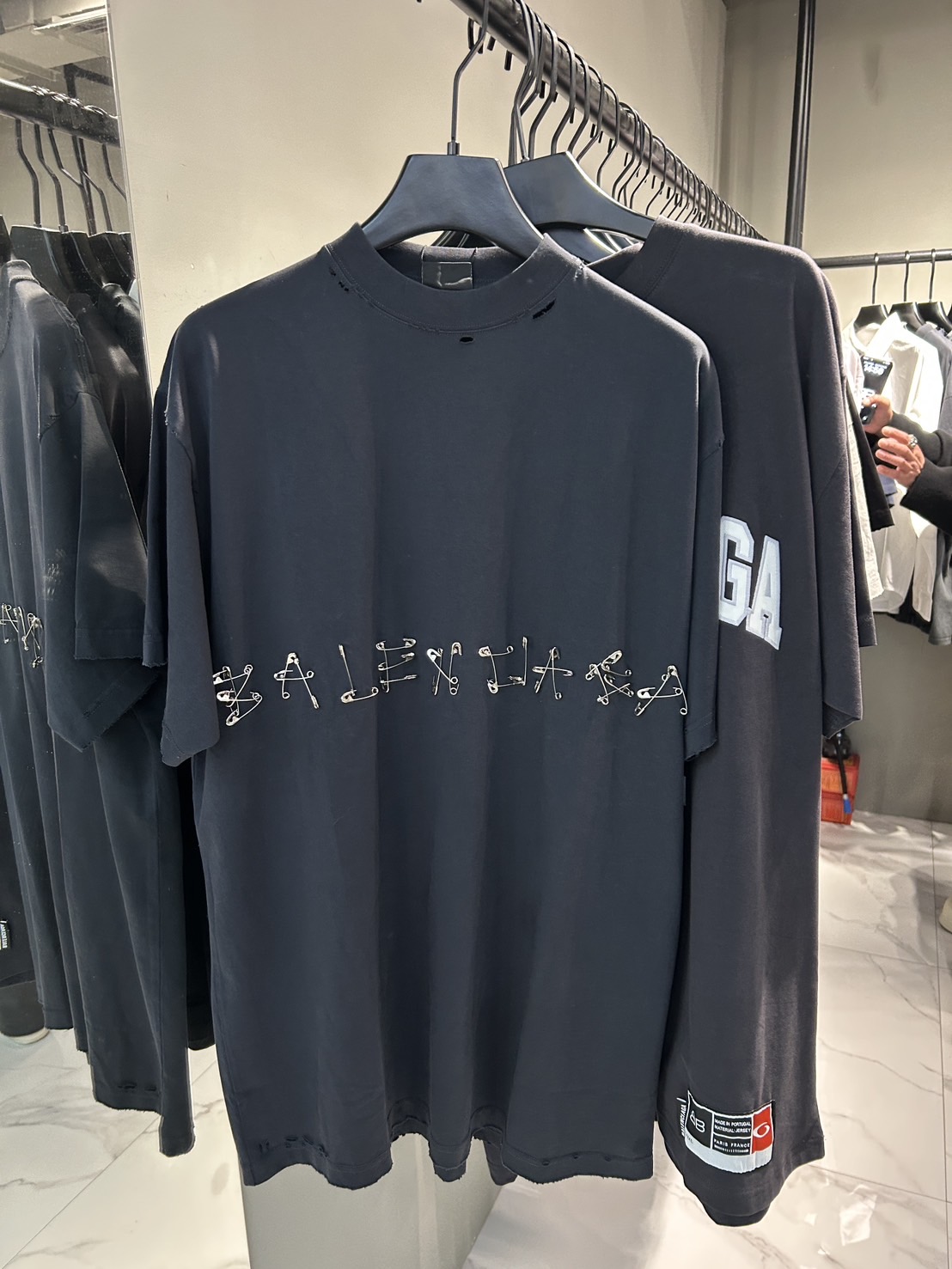 เสื้อยืดแขนสั้นผู้ชายBrandname 2025