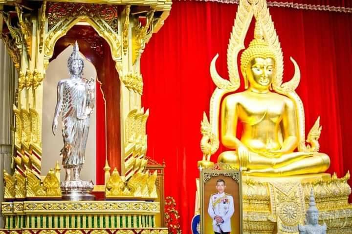 พระกริ่งสะท้านไตรภพ(นเรศวรสะท้านไตรภพ) (ปลุกเสก9พิธี) (#พิธีสะท้านไตรภพ #เสาร์๕ วัดท่าขนุน ปี2563) เนื้อแร่สังขวานรหมื่นยันต์ #รับประกันแท้ - หลวงพ่อเล็ก วัดท่าขนุน