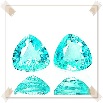 พลอยอะพาไทท์ APATITE รูปสามเหลี่ยมปาปิยอง น้ำหนักรวม 1.80 กะรัต ขนาด 6 มิล สีใกล้เคียงกัน สีเขียวน้ำทะเล สีคล้าย PARAIBA สีสวย สีแปลก หาได้ยาก