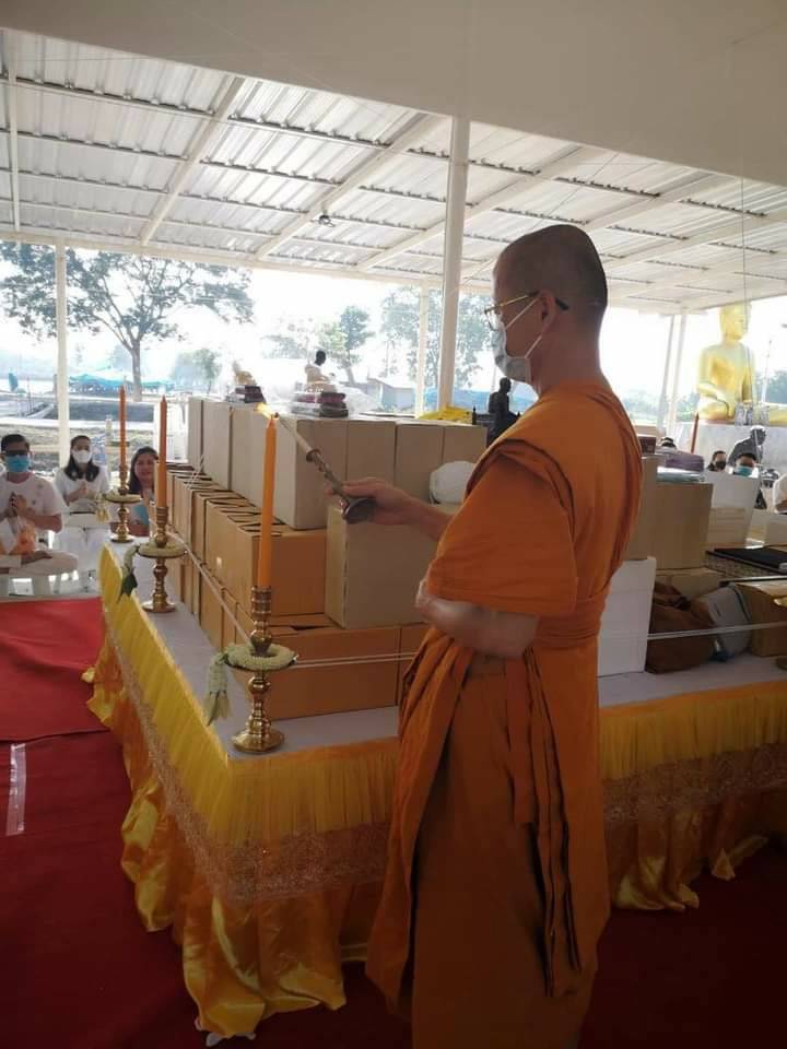 เหรียญพระมหาจักรพรรดิ์ (หลังสมบัติพระมหาจักรพรรดิ์ทั้ง7) (สมบัติจักรพรรดิรัตนะ7) ปี2563 เนื้อมหาชนวน รัศมีจักรทองทิพย์ - หลวงพ่อเล็ก วัดท่าขนุน / หลวงตาม้า วัดถ้ำเมืองนะ / วิชาธรรมกายสายหลวงปู่สด วัดปากน้ำ