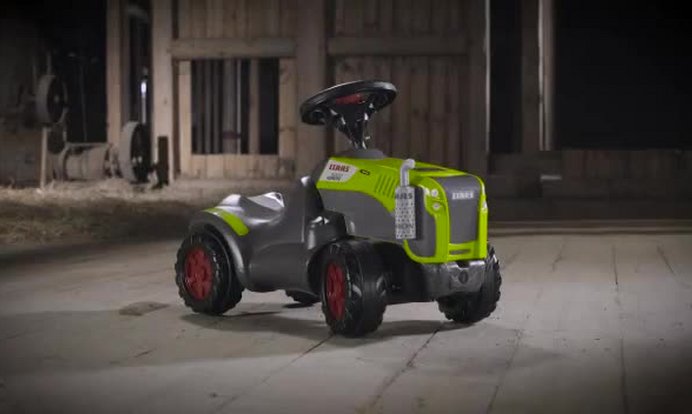 รถแทร็กเตอร์ขาไถสุดเท่ห์ CLAAS รุ่น 5000 Xerion Rolly Minitrac