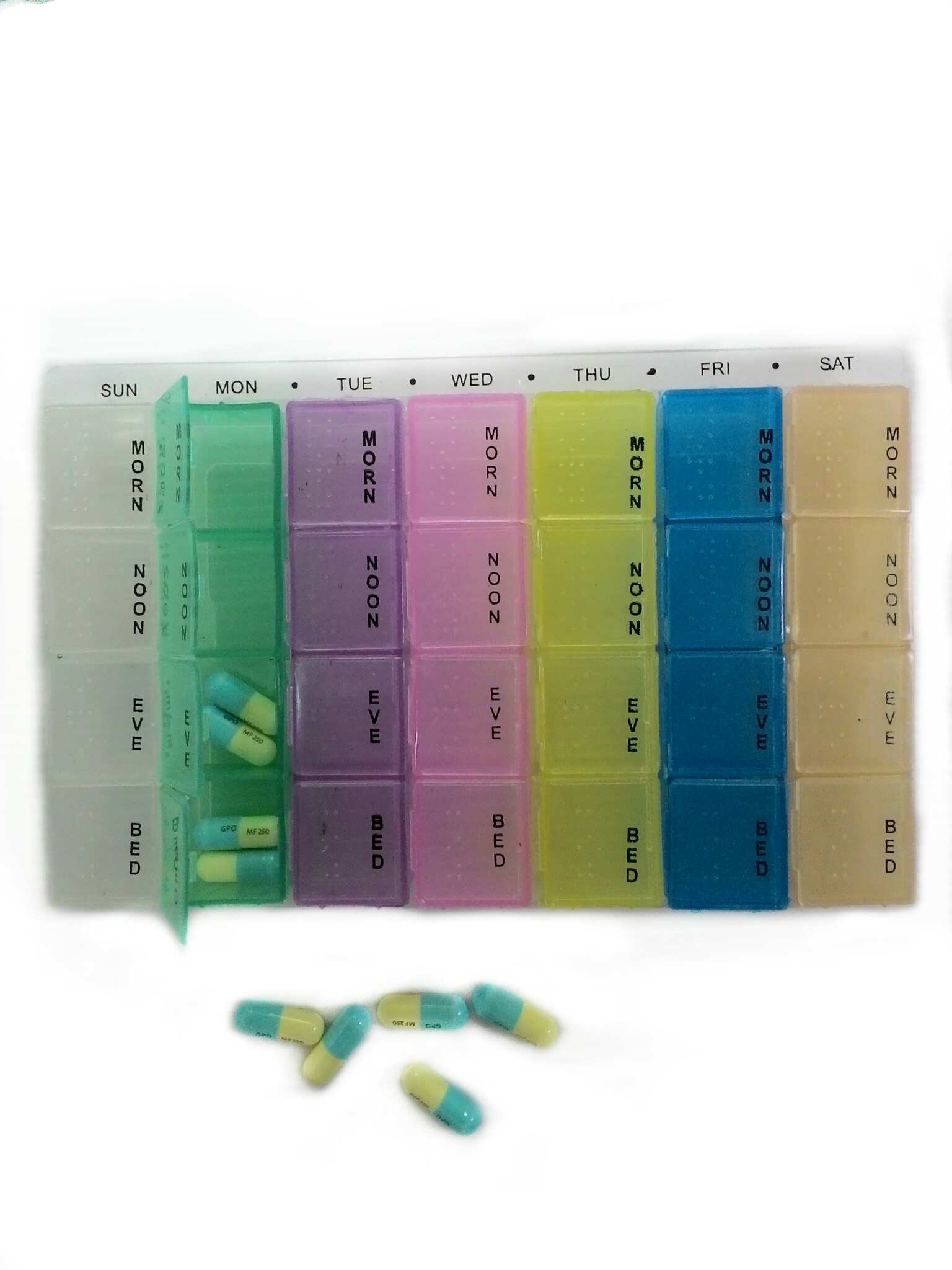 กล่องใส่ยาเม็ด 7 วัน28ช่อง