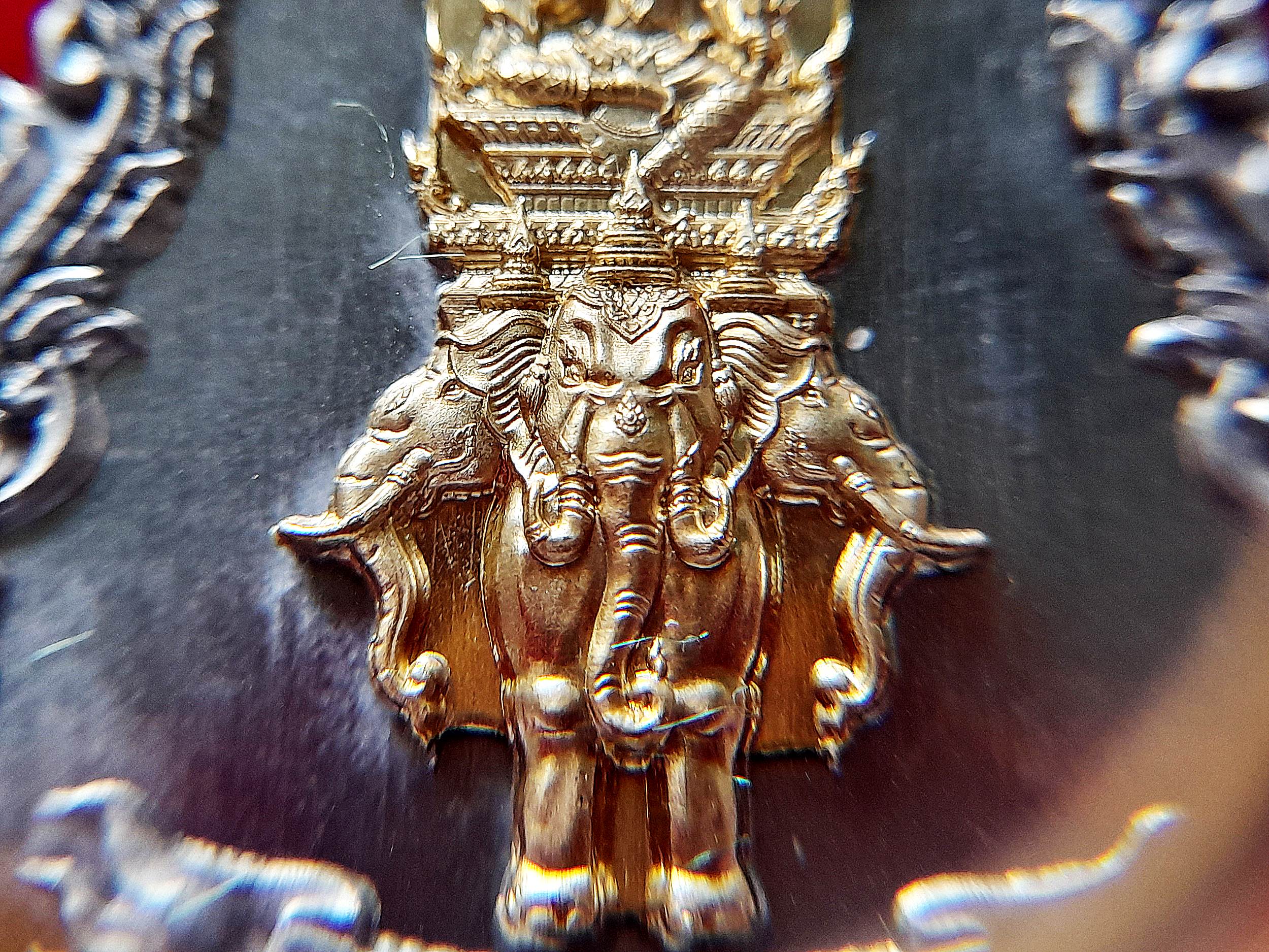 เหรีญพรอัมรินทร์ (พระอินทร์ ประทับ ช้างเอราวัณ) หลัง ครุฑ และ เทพศาสตราอาวุธ เนื้อตะกั่ว หน้ากากทองฝาบาตร ปี2565 #รับประกันแท้ - พระอาจารย์ชลเทพ(พระอาจารย์เอราวัณ)