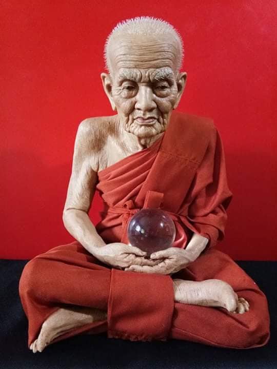 รูปหล่อ หลวงปู่ทวด หลวงปู่สมเด็จโต หลวงปู่มั่น (หน้าตัก9นิ้ว เนื้อเรซิ่น)