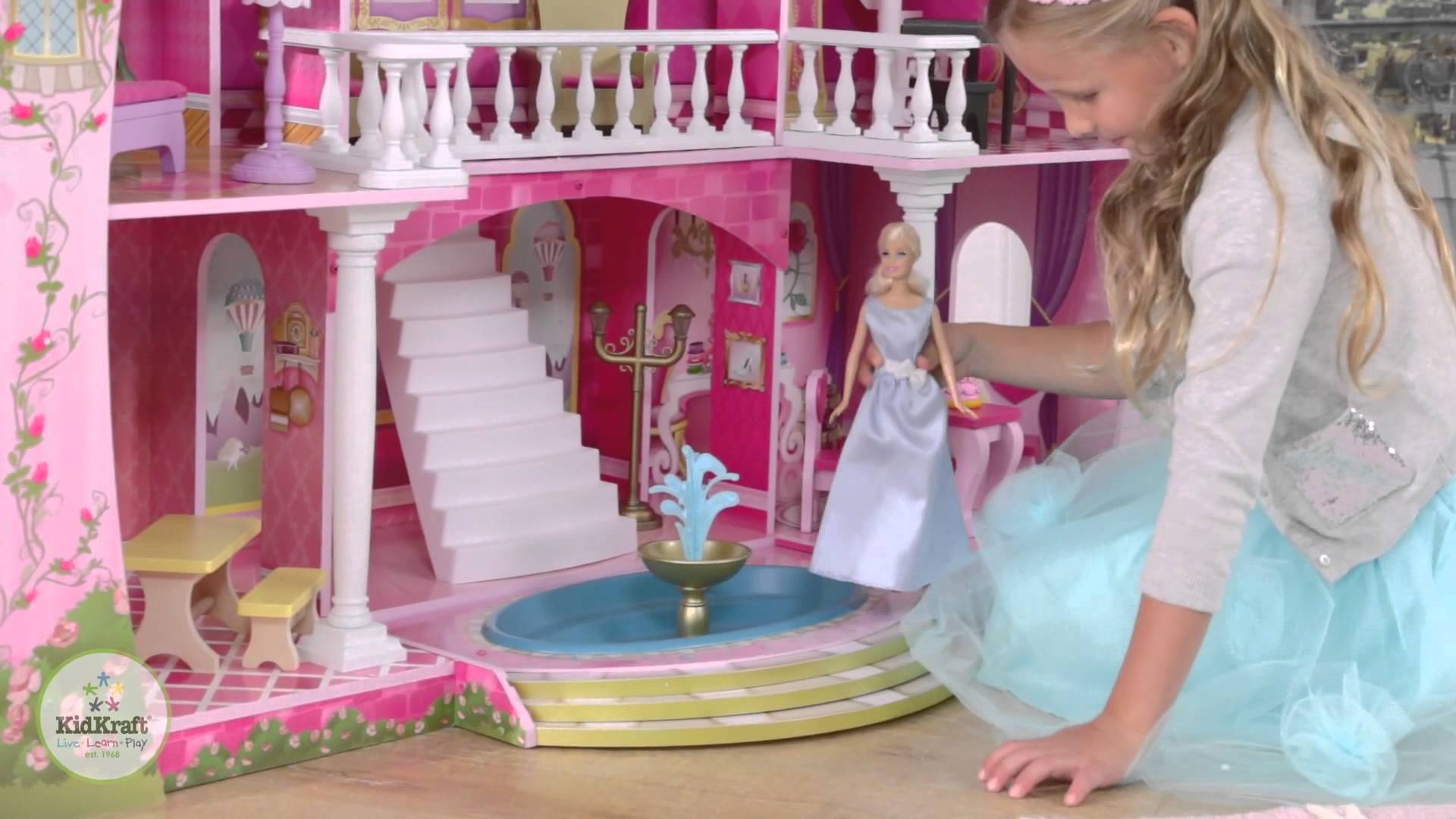 ปราสาทตุ๊กตาหลังยักษ์สุดอลังการ KidKraft Far Far Away Dollhouse