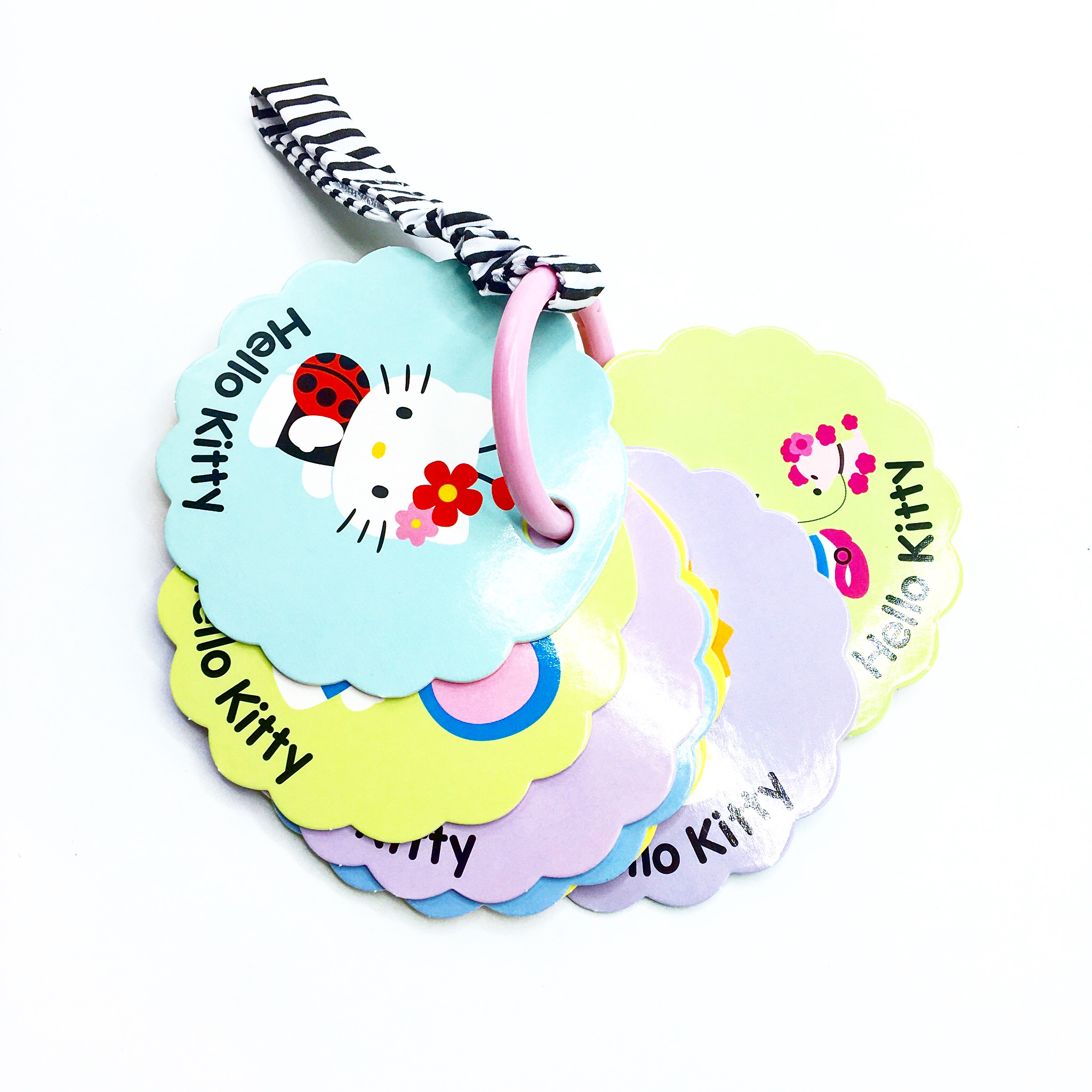 หนังสือแขวนติดรถเข็นสำหรับทารกและเด็กเล็ก Hello Kitty Animal Friends Stroller Cards