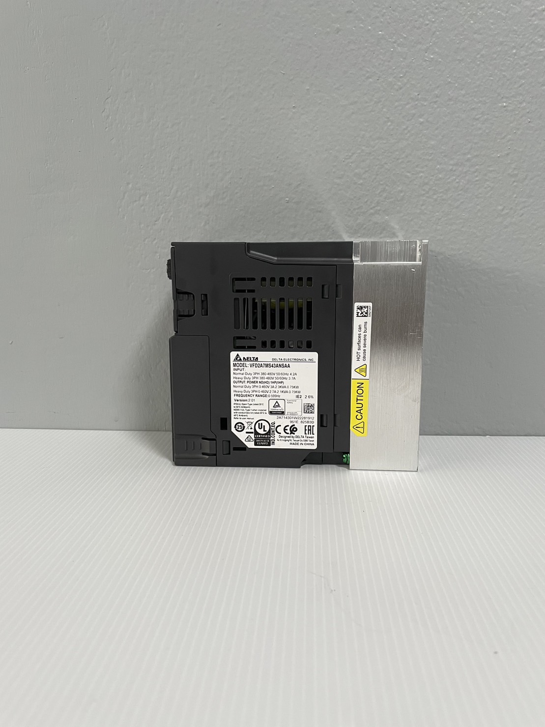 Delta MS300 VFD2A7MS43ANSAA 1HP 0.75kW Input 3-Phase 380V Output 3-Phase 380V