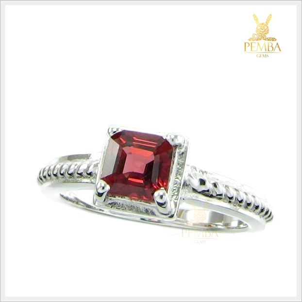 แหวนโรโดไลต์แท้ เงินแท้925 ชุบทองคำขาว แหวนพลอยแท้