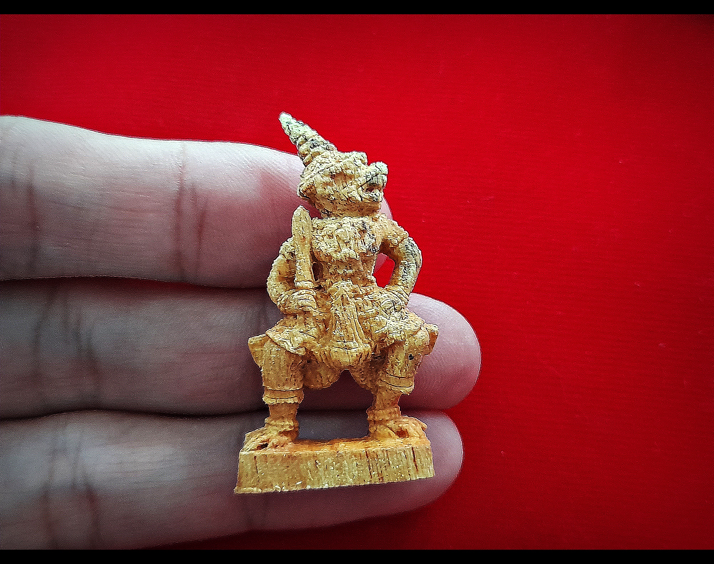 ชุดเครื่องราง เทพพญาวานร ที่มีฤทธิ์เยอะ (#พญาพาลี เนื้อไม้ขนุนฟ้าผ่า #สุครีพหักฉัตร เนื้อไม้พะยูง #องคต เนื้อไม้ขนุนฟ้าผ่า(ฐานบรรจุมวลสาร ผงคชสาร หลวงพ่อดิ่ง วัดบางวัว - ลูกอมหลวงพ่อพริ้ง วัดบางปะกอก) ) ปี2564 #รับประกันแท้ - หลวงพ่อบ๊ะ วัดโพธิ์ลังกา ปลุก