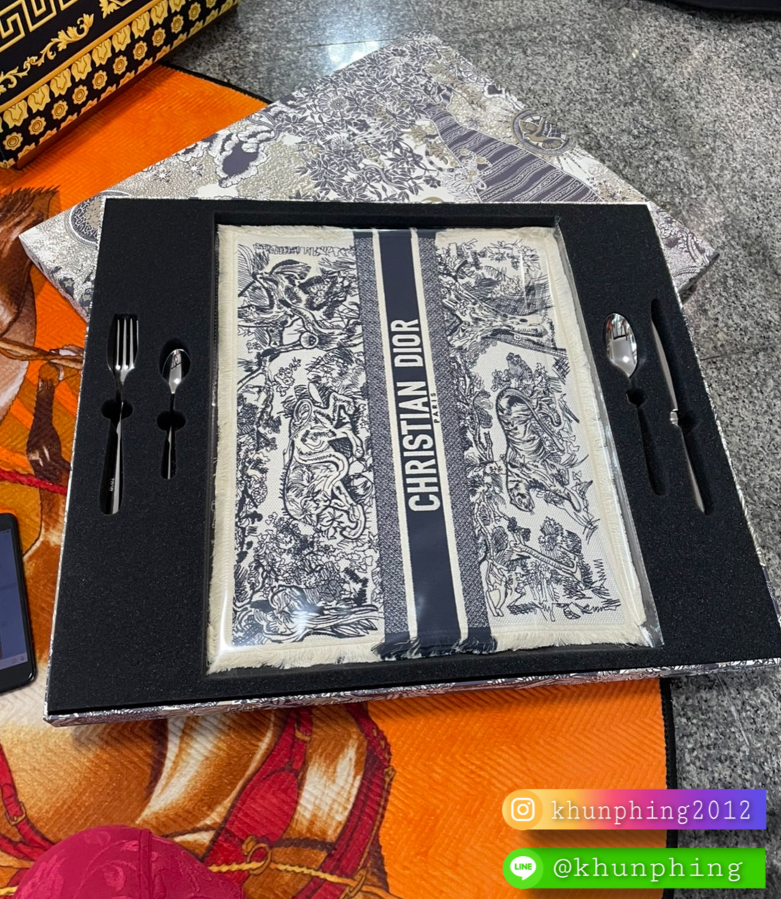 ที่รองจาน Dior Placemat Toile de Jouy