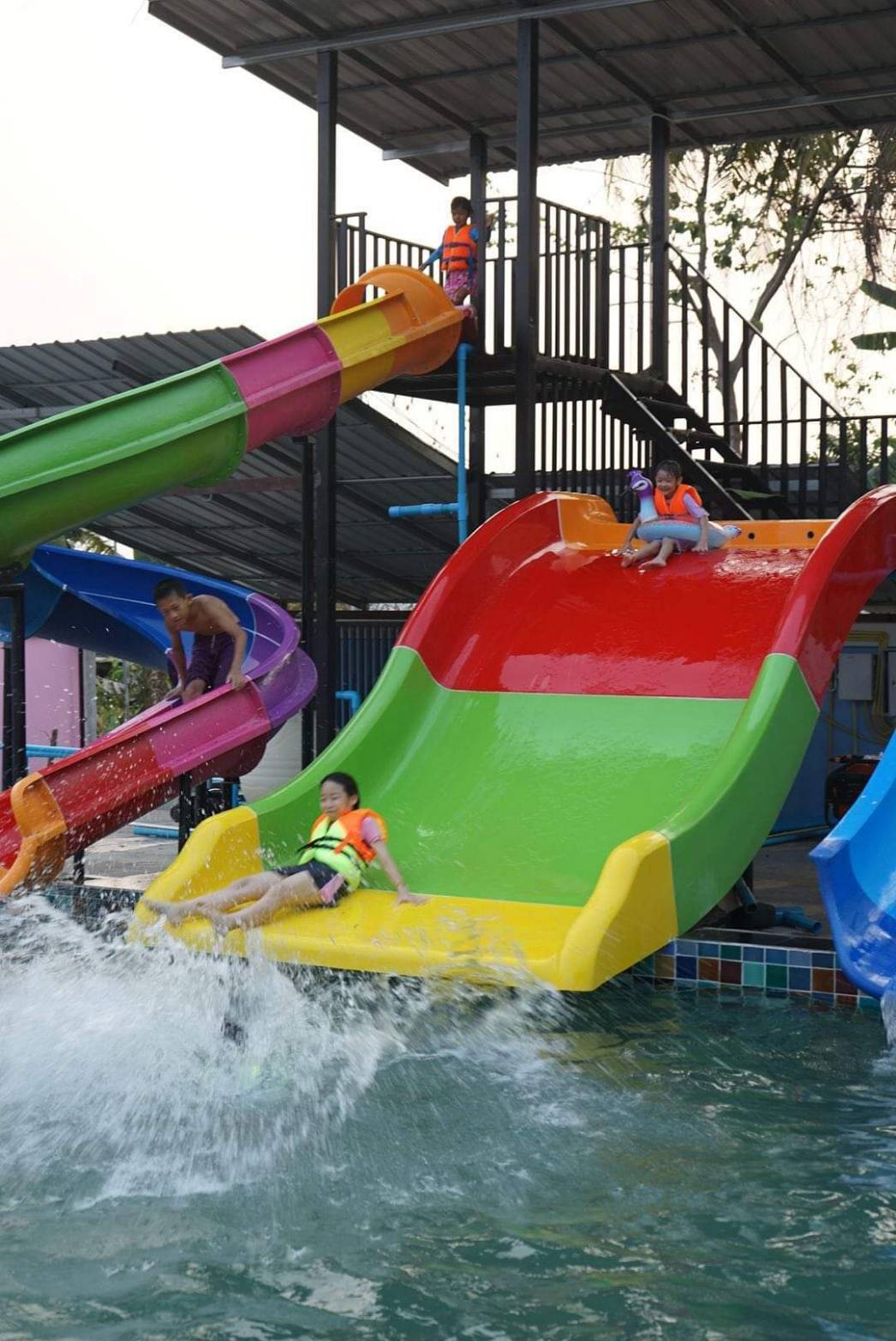 สไลเดอร์ไฟเบอร์กลาส รางยูแบบ สไลเดอร์รางกว้าง slide fiberglass resin