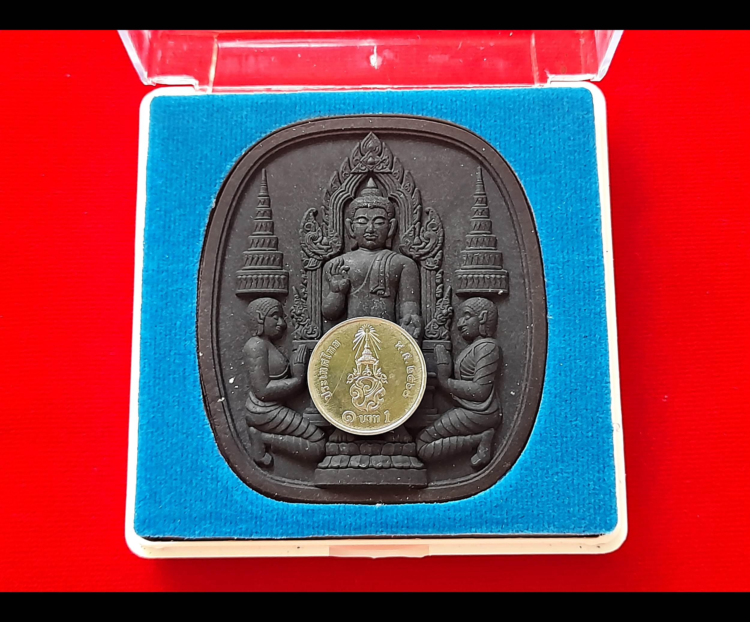 พระยอดขุนพล หลัง หนุมาน สี่กร ขี่สิงห์ #พิมพ์ใหญ่จัมโบ้ #สีดำ เนื้อผงแก่ว่านดินกากกายักษ์ ปี2565 #รับประกันแท้ - หลวงพ่อเล็ก วัดท่าขนุน