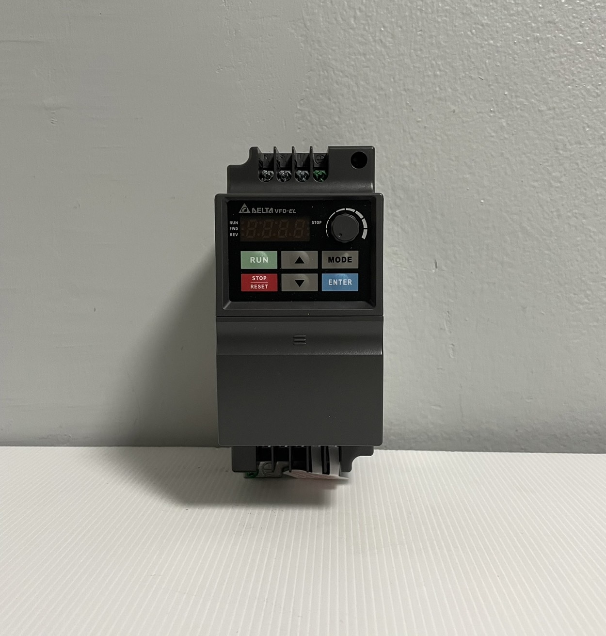 Delta Inverter VFD007EL43A 1HP 0.75kW Input 380V 3-Phase Output 380V 3-Phase
