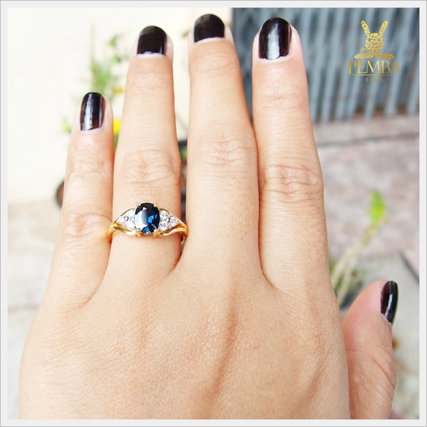 แหวนไพลินจันท์ หายาก สวมใส่บนนิ้วโดดเด่นสะดุดตา(สามารถสั่งทำได้ค่ะ)