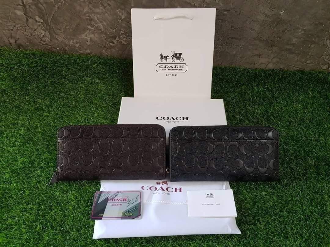coach กระเป๋าสตางค์ใบยาว (แอดไลน์ก่อนสั่งซื้อ)