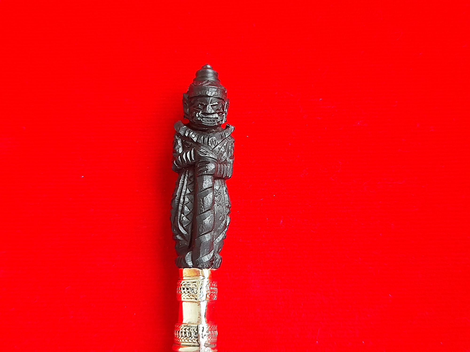 มีดหมอ (ตีจากเหล็กยอดพระธาตุ) ด้ามหัวท้าวเวสสุวรรณ เข้าพิธีปลุกเสก 3ปี