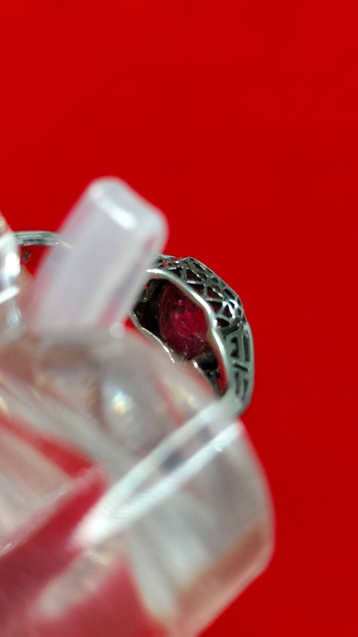 #แหวนทับทิมเนื้อแก้วตัวเรือนเงินแท้ รหัสR-0046