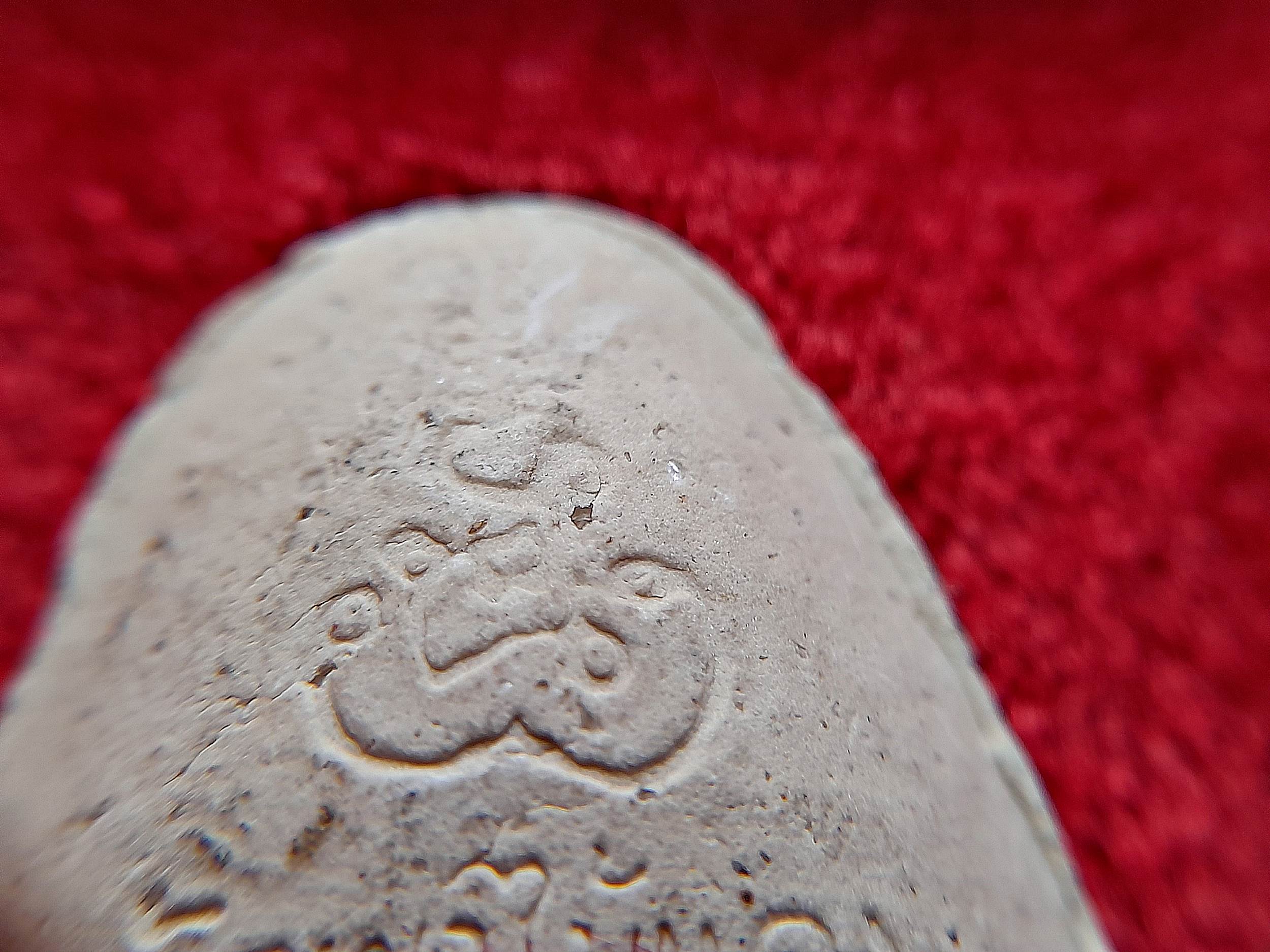 พระปิดตา มหาลาภ ยันต์ยุ่ง 4มือ ปิดทองแท้(ปิดทองสภาพเดิม) หลังยันต์นะพรชัย เนื้อผง (โชคลาภค้าขาย เจรจา แคล้วคลาด) ปี2542 #รับประกันแท้และทัน - หลวงพ่อยุงยุทธ วัดเขาไม้แดง จ.ชลบุรี