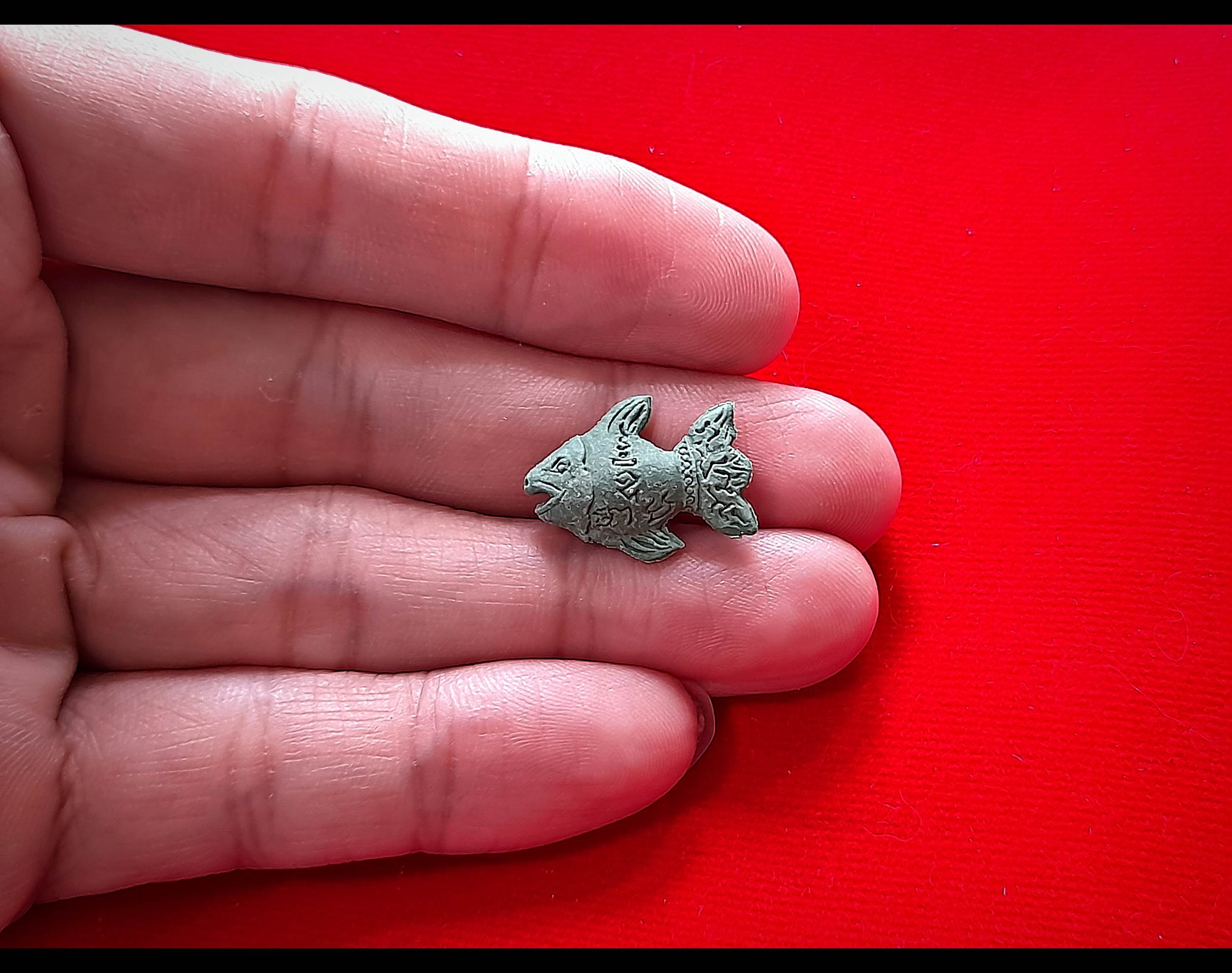 ปลาตะเพียน เขียว(งับทรัพย์) เนื้อผง สร้างปลุกเสก ปี2565 #รับประกันแท้ - (ใช้มวลสารผงว่าน111ชนิด ที่เข้าพิธีเสาร์๕ ของ หลวงพ่อฤาษีลิงดำ วัดท่าซุง เมื่อ ปี2535) - (หากินหาทรัพย์ได้ง่ายๆ คล่องตัว ว่องไว เร็วกว่าใครๆ หลบหลีกอุปสรรคศัตรูเเละคู่เเข่งได้อย่างสบา