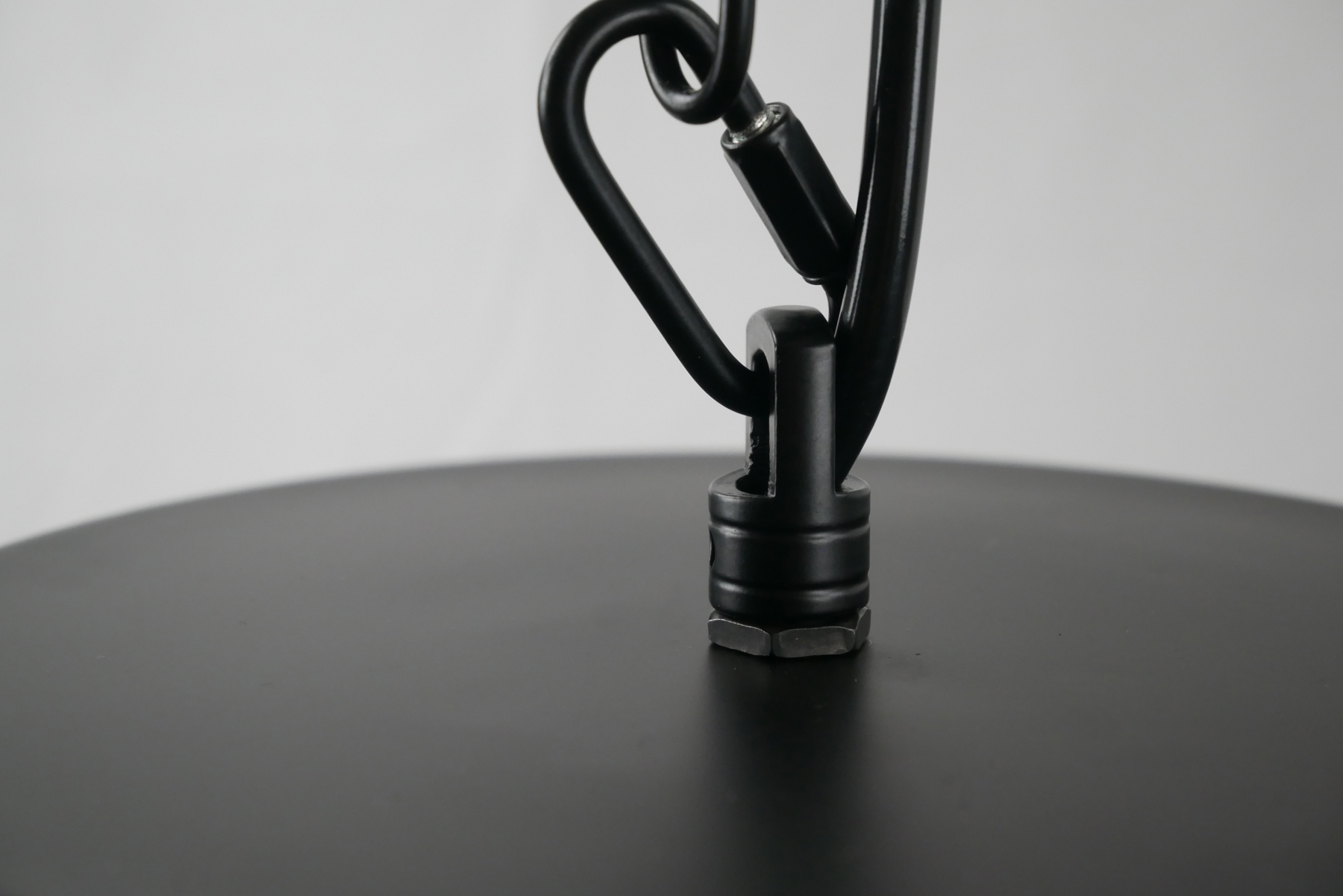 โคมไฟห้อยเพดานนอร์ดิก Jumbo สีดำ