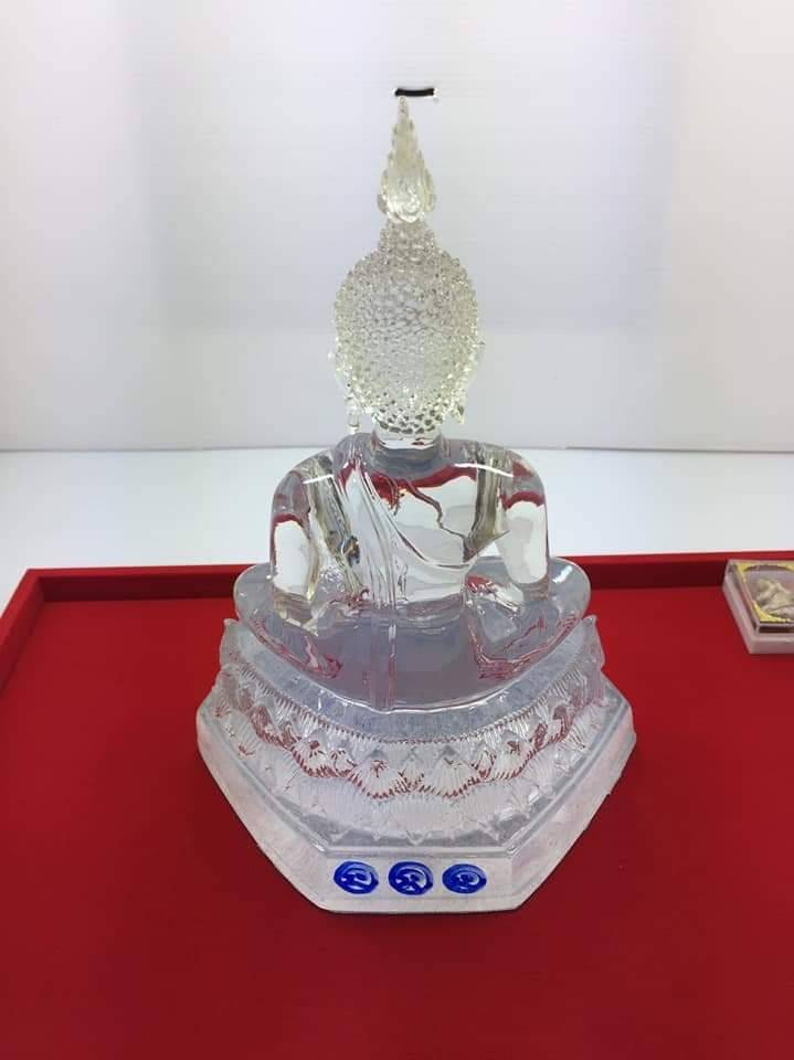 รูปหล่อ พระพุทธรูปพระบูชา พระแก้วใส วัดท่าซุง เนื้อเรซิ่นใส หน้าตัก5นิ้ว (จารยันต์นะโมตาบอด ที่ฐาน) - หลวงพ่อเล็ก วัดท่าขนุน