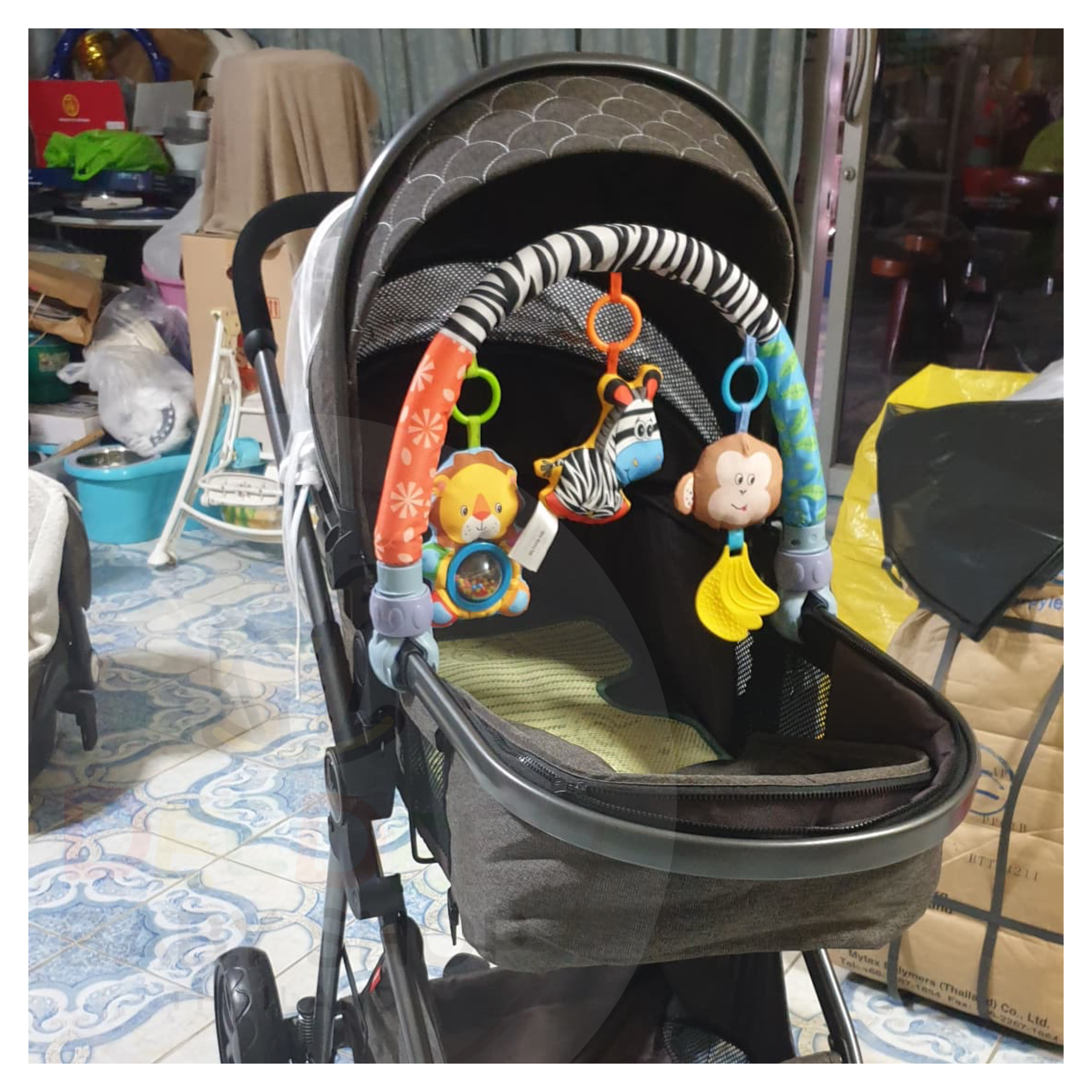 โมบายติดรถเข็น คาร์ซีท และเปลเด็ก Sozzy Animal Jungle Travel Arch