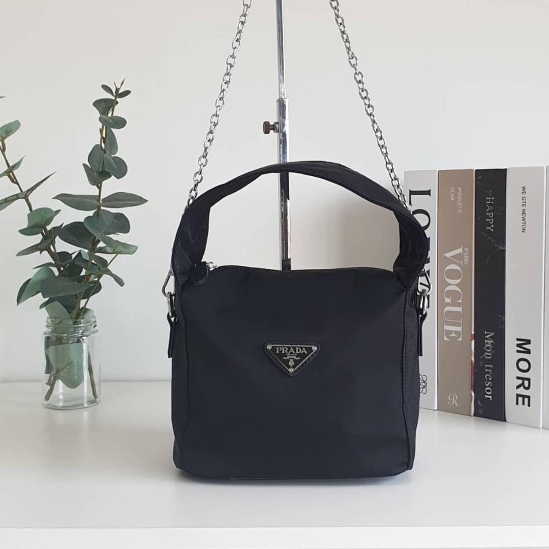พรีเมี่ยมกิ้ฟท์แบรนด์ Prada (แอดไลน์ก่อนสั่งซื้อ)