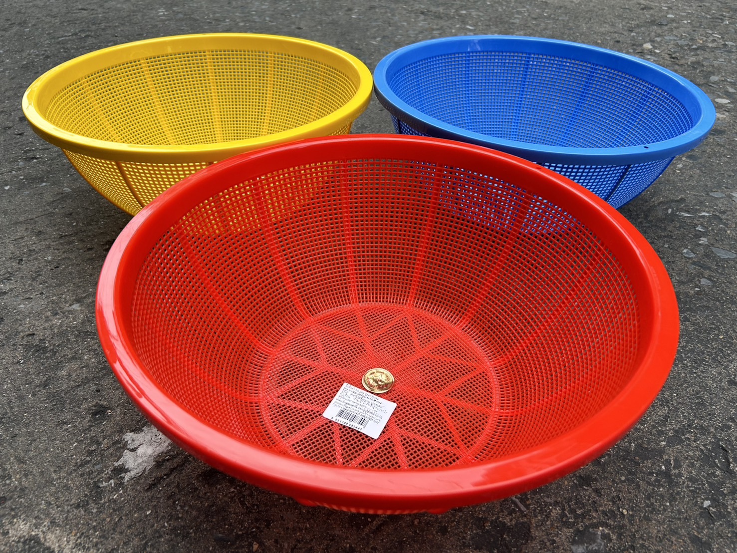 P04188 ตะแกรงกลม ตาถี่ (34.5*34.5 cm. สูง 15 cm) เกรดเอ หนา No.344-t ราคาส่งต่อโหล : 12 ใบ (เฉลี่ย 35 บ/ใบ)