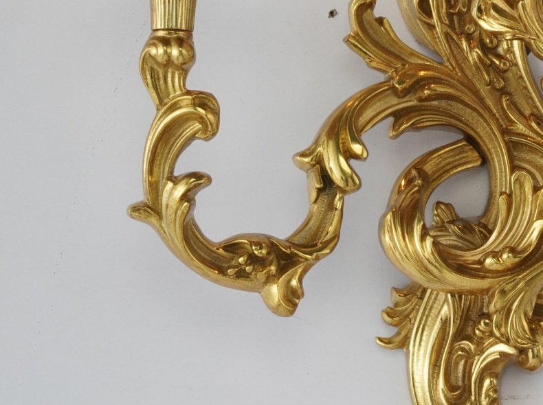 โคมไฟติดผนังภายในสีทองทรงแท่งเทียนสไตล์ยุโรป [KTW1025]