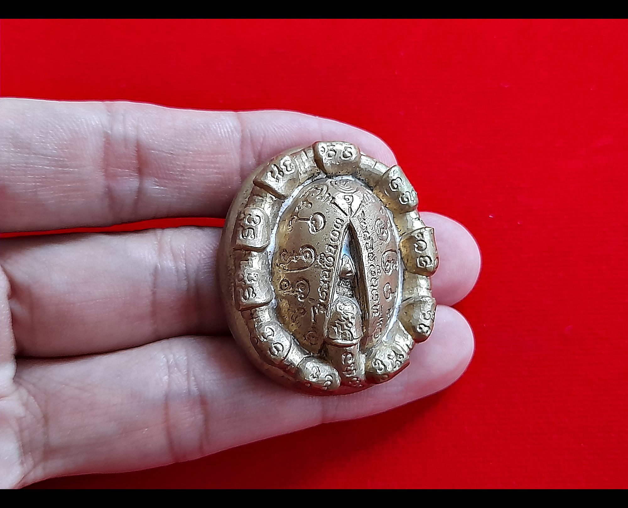 เหรียญศิวลึงค์(หัวปลัดขิก 11รุ่ม1 โยนี พ่อกำเนิด แม่กำเนิด แม่ยั่ว ) เนื้อทองเหลือง (เมตตา เสน่ห์ ลาภ) #รับประกันแท้และทัน - หลวงปู่ละมัย