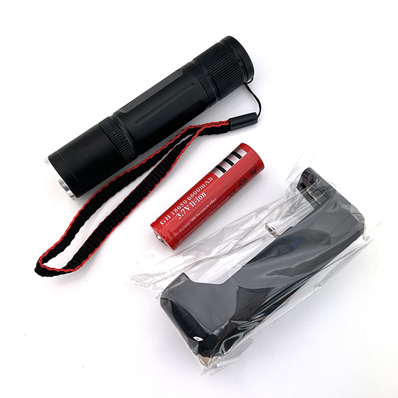 ชุดเซตไฟฉายซูม ZJ-516 9000W CREE LED Q5 แสงขาว + แสงม่วง (UV)