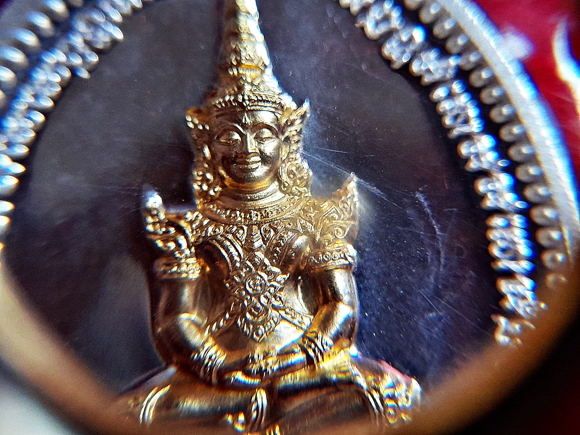 เหรียญสมเด็จองค์ปฐม ยิ้มรับทรัพย์ ปางสมาธิทรงเครื่องพระจักรพรรดิ หลังยันต์เกราะเพรช เนื้อเงินแท้(ชนวนเงินมหาสะท้อน) องค์พระทองคำ(หน้ากาก) ปี2564 #รับประกันแท้ - หลวงพ่อเล็ก วัดท่าขนุน (ปลุกเสก พิธีเข้ากรรมฐาน3วัน สมเด็จองค์ปฐมเสด็จมาสงเคราะห์ ปี2564)