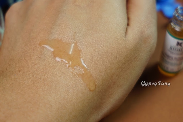 (ลดพิเศษมากกว่า 30%) Kiehl's Quinoa Serum (Nightly Refining Micro-Peel Concentrate) 30mL นวัตกรรมเพื่อผิวอ่อนเยาว์ ผลัดผิวเก่า เผยผิวใหม่ที่ดูเด็กลง ด้วยสารสกัดจากเปลือกเมล็ดควินัว ที่จะช่วยเร่งการผลัดเซลล์ผิว ช่วยให้เนื้อผิวที่หยาบละเอียดขึ้น ลดเลือ