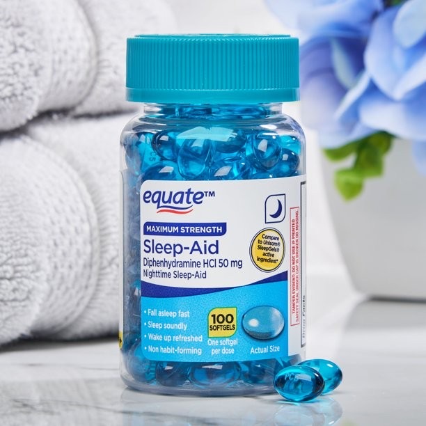 วิตามินเสริมการนอนหลับสำหรับเด็กโตและผู้ใหญ่ Equate Maximum Strength Sleep-Aid SoftGels (100 SoftGels)