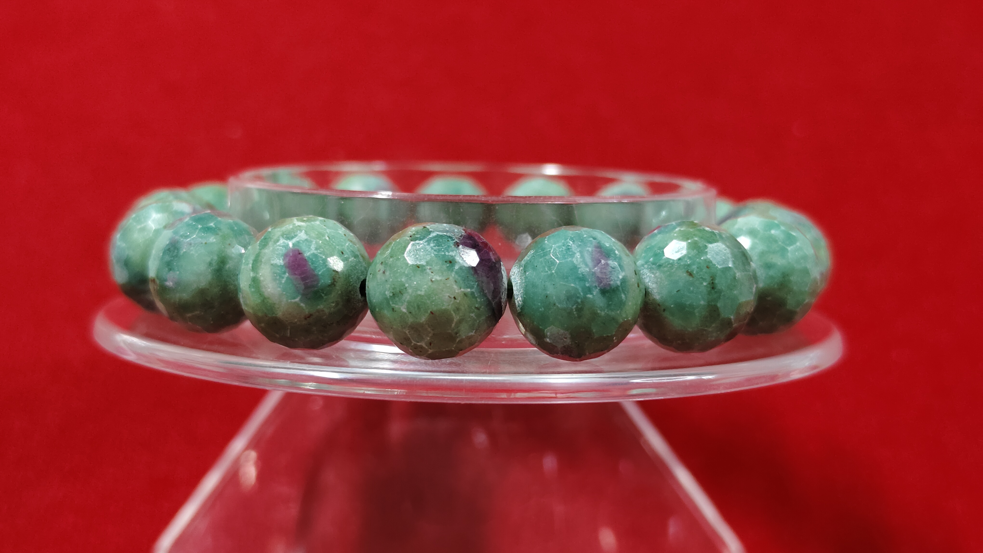 #ข้อมือหินซอยไซต์ วิท รูบี้รหัสbh-0047