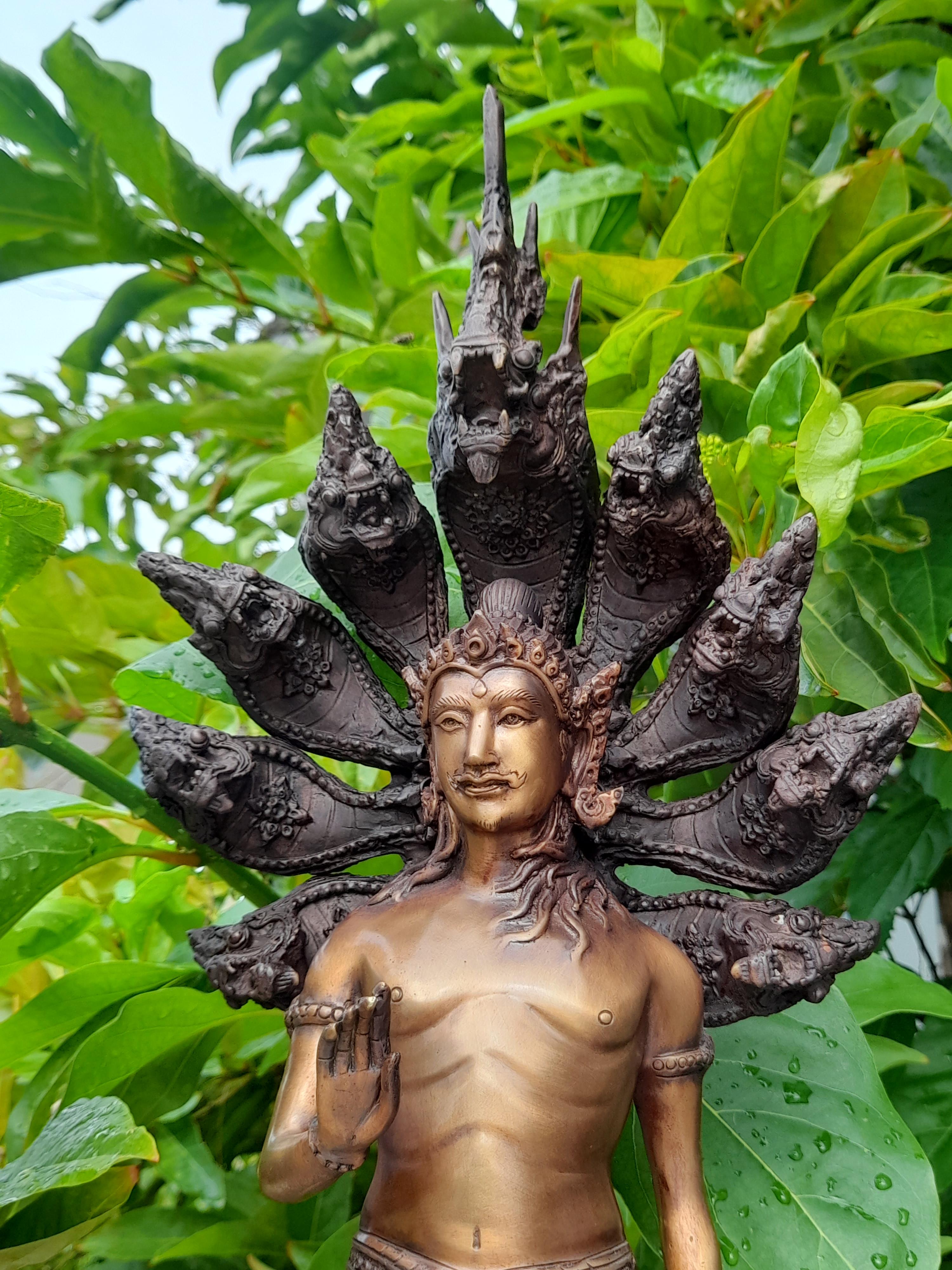 รูปหล่อ พญานาคราช ปาง ประทานพร มนุษย์ ครึ่งพญานาค นาคปรก 9หัว เศียร เนื้อทองเหลือง สีสัมฤทธิ์ (สูง22นิ้ว) (งานพรีออเดอร์สั่งทำ 2เดือน)