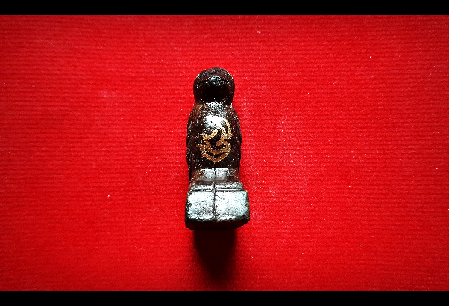 นกสาริกาเรียกทรัพย์ (พุทธคุณ เมตตาเสน่ห์ ค้าขาย เรียกทรัพย์) เนื้อผงคลุกรัก ปี2562