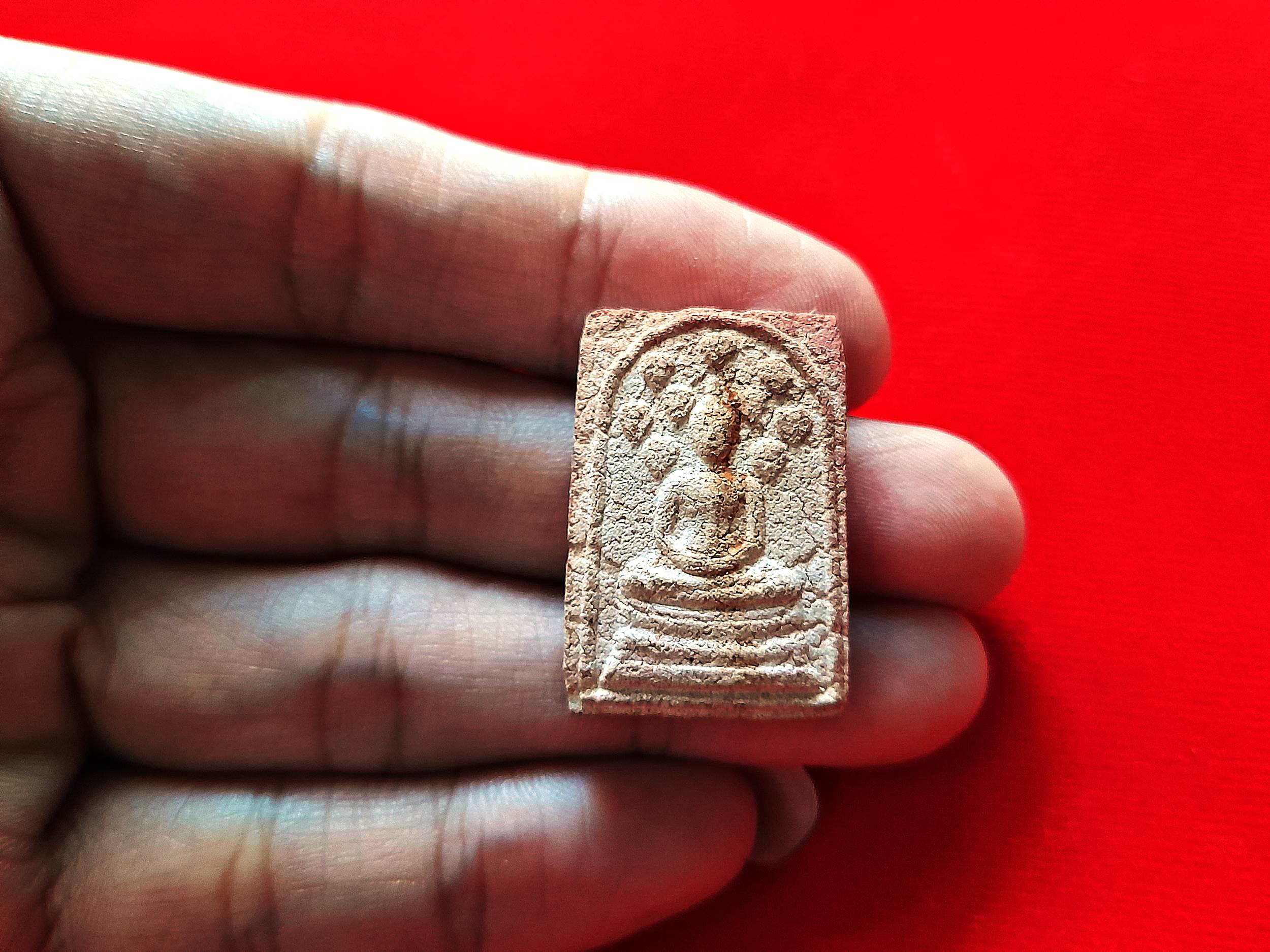 พระปรกโพธิ์ ร่มเย็นเป็นสุข หลัง เต็มองค์หลวงพ่อทรง วัดศาลาดิน จ.อ่างทอง เนื้องผง(ผสมเกศาเส้นผมหลวงพ่อทรง) #รับประกันแท้และทัน