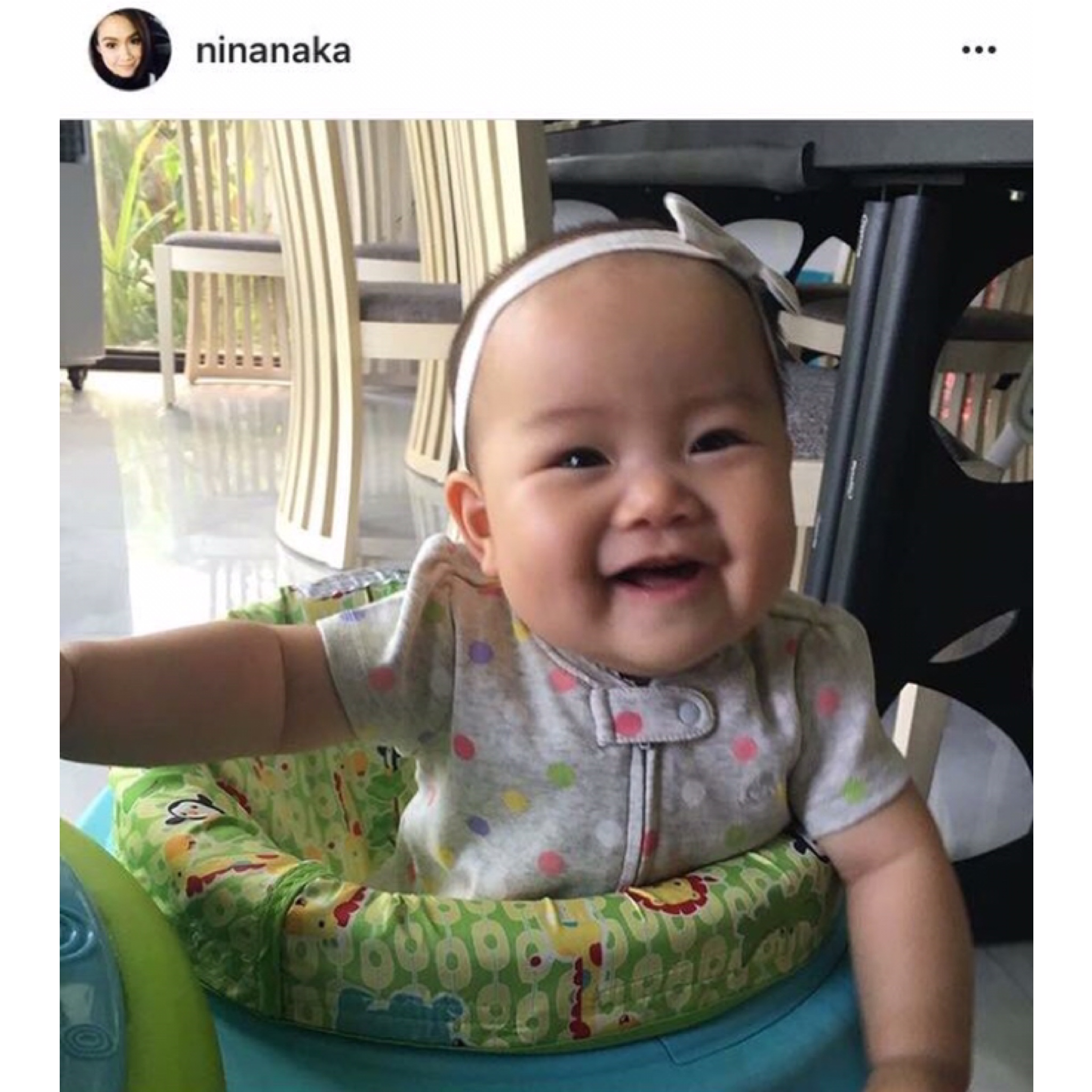 โต๊ะกิจกรรมเสริมพัฒนาการ Bright Starts Around We Go Zippity Zoo 3-in-1 (AWG)