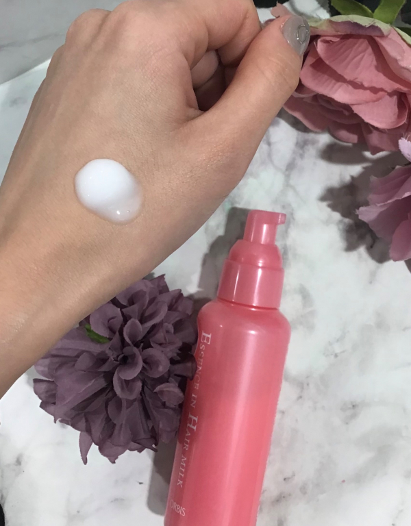 Orbis Essence in Hair Milk 140g ออบิส ทรีทเม้นท์บำรุงผมเนื้อน้ำนม อันดับ 1 @Cosme เซรั่มที่ช่วยซ่อมแซมผมเสียตั้งแต่แกนผม อุดมด้วยกรดอะมิโน 11 ชนิด และสารบำรุงแกนผม อ่อนโยน ปราศจากแอลกอฮอล์และน้ำหอม