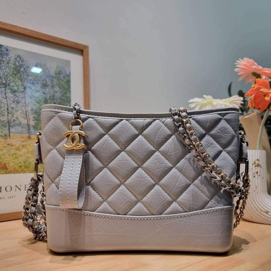 Chanel medium gabrielle bag (แอดไลน์ก่อนสั่งซื้อ)